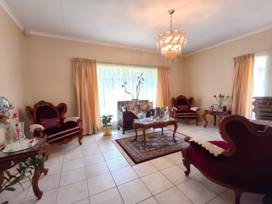 4 Bedroom Property for Sale in Van Der Hoff Park North West